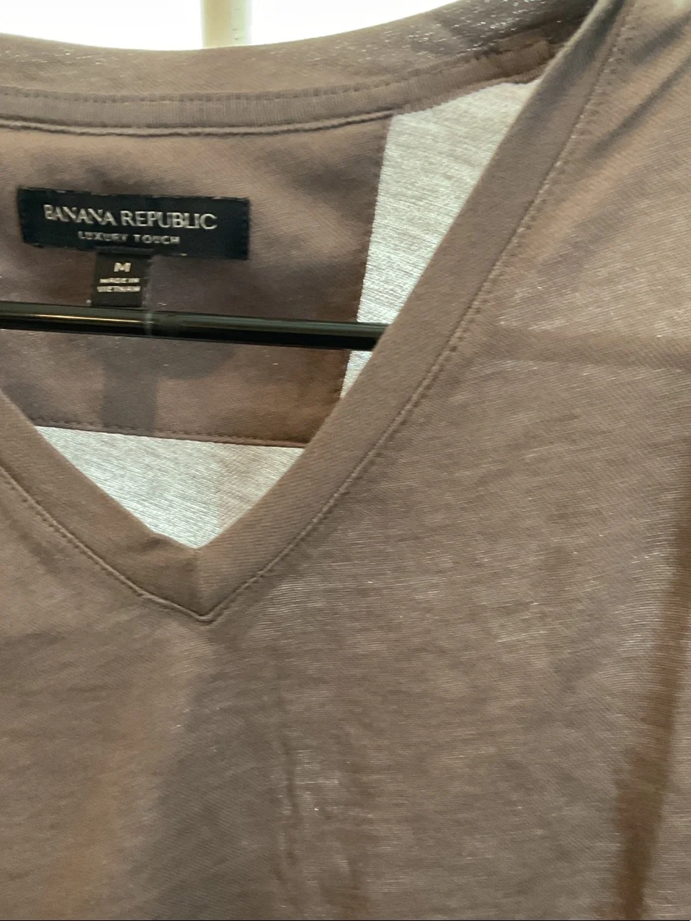 Banana Republic Men's V-Neck Tee in Taupe